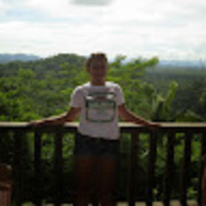 Meet your Posher, Fay